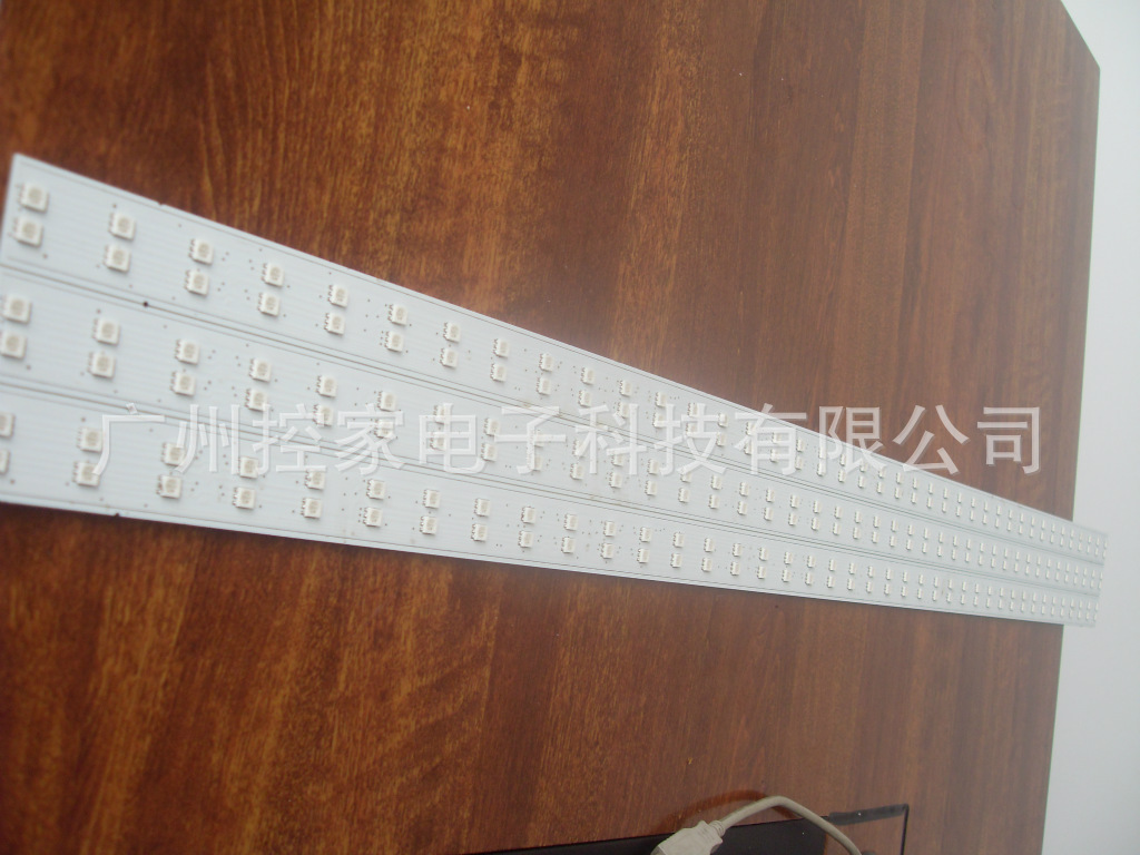 LED长灯板SMT贴片加工厂 图片