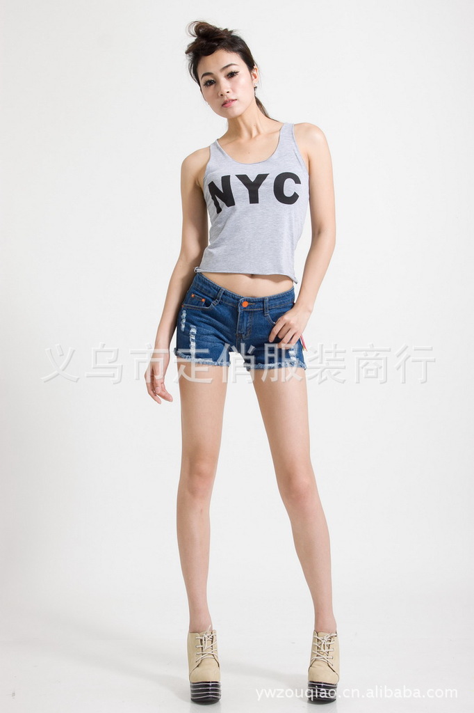 走俏商行】厂家直销现货女裤<em>批发韩版牛仔短裤</em>