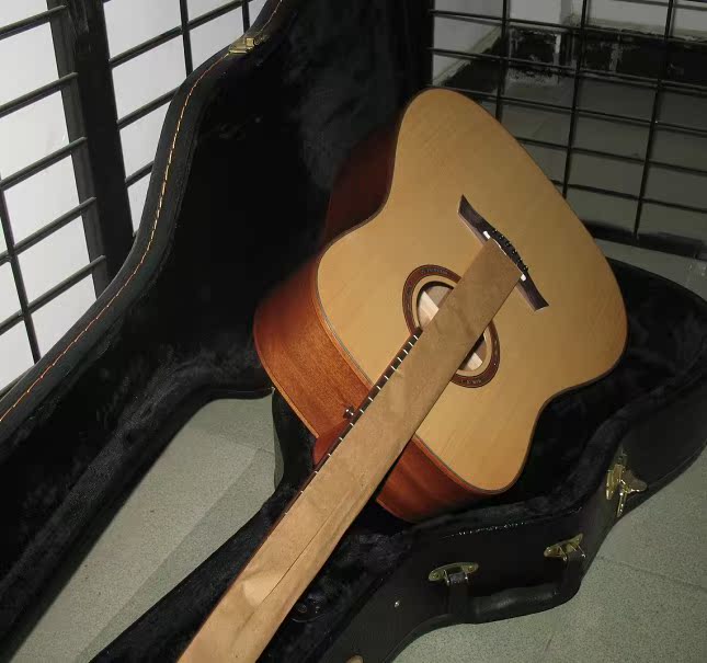 【【吉他 艾斯特莱雅 astraea psj - 520单板 全