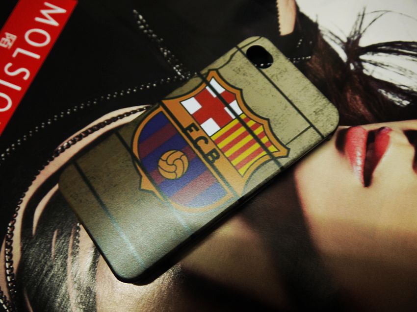 四代手机保护壳 巴塞罗那足球俱乐部 LOGO图