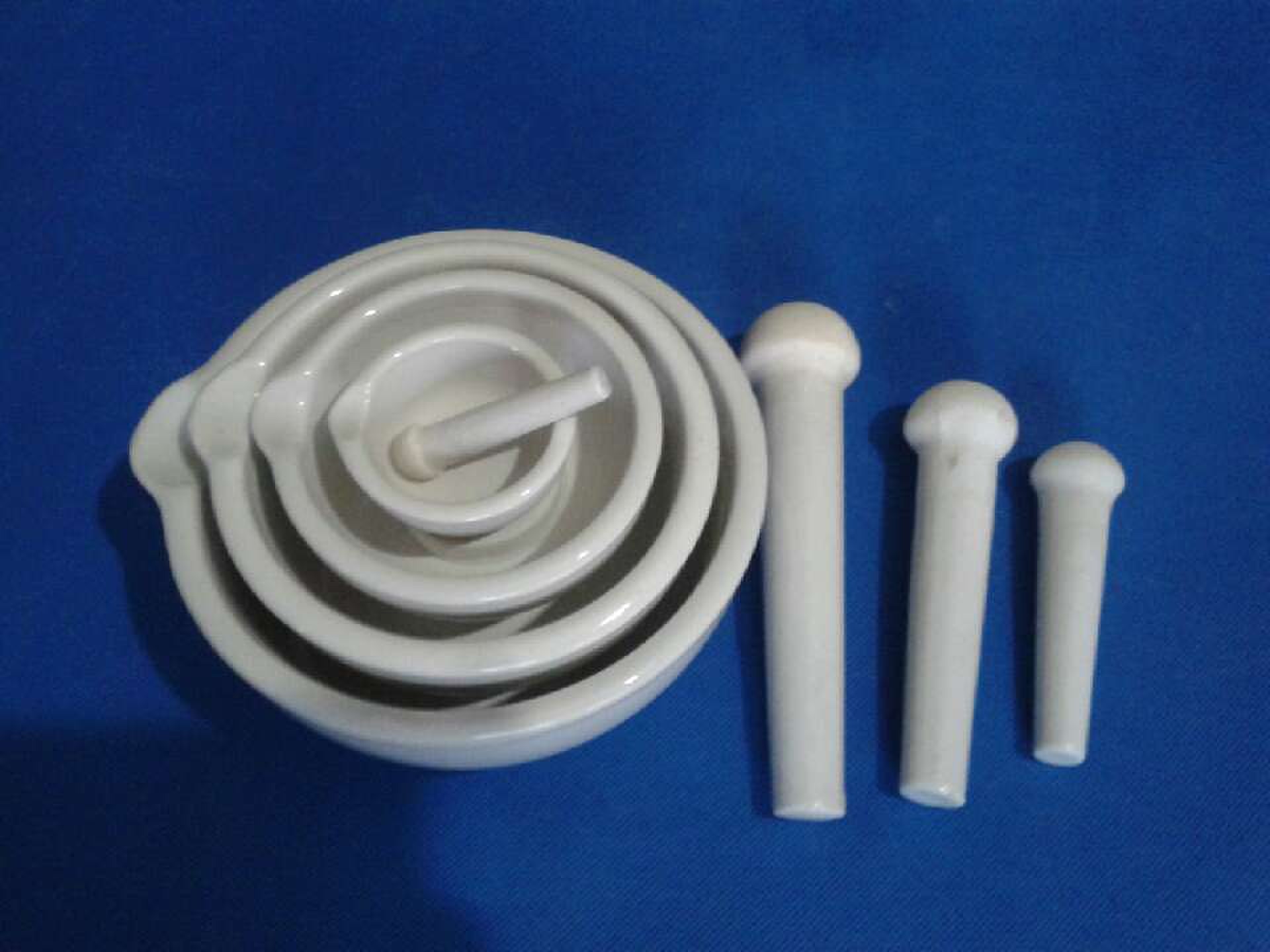 乳钵、瓷研体唐山首选中科化学瓷厂 60m\/m-3