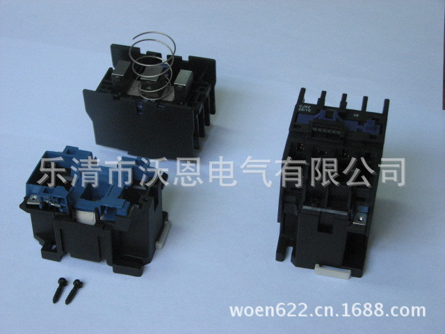 LC1(CJX2)25-32接触器产品装配顺序图