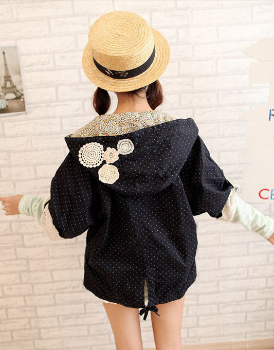 【165-0274【早秋】日系文艺钩花带帽点点蝙