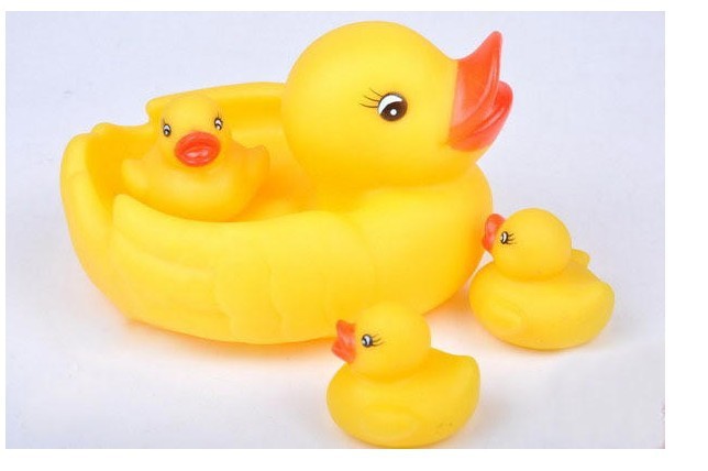 洗澡游泳 宝宝玩具 小鸭子玩具 婴儿洗澡玩耍用