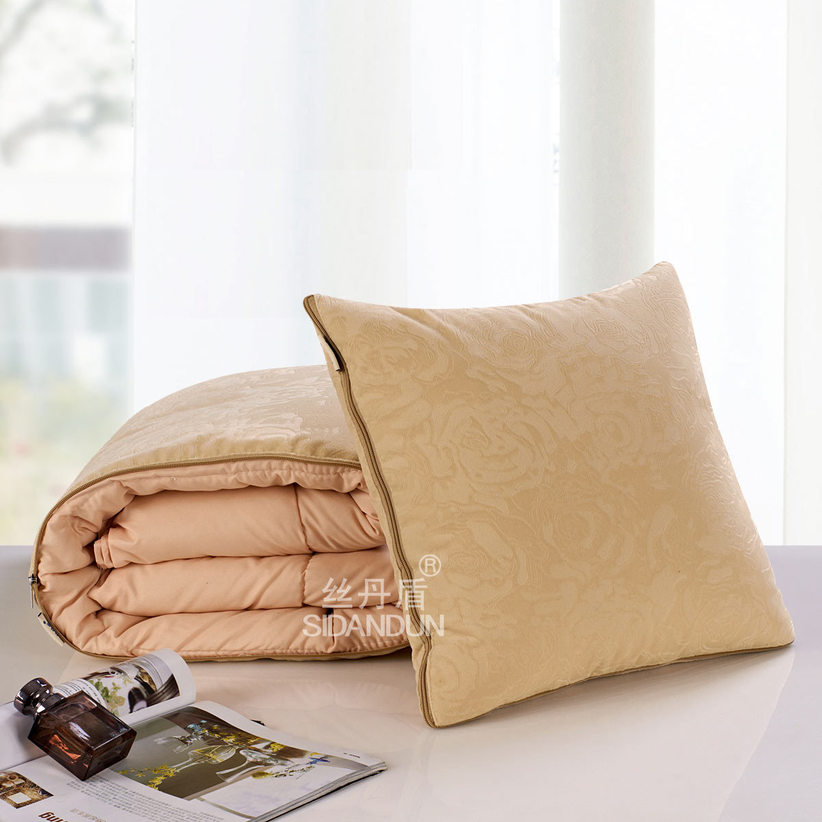 【厂家定制logo 高档抱枕被靠垫被 广告抱枕】