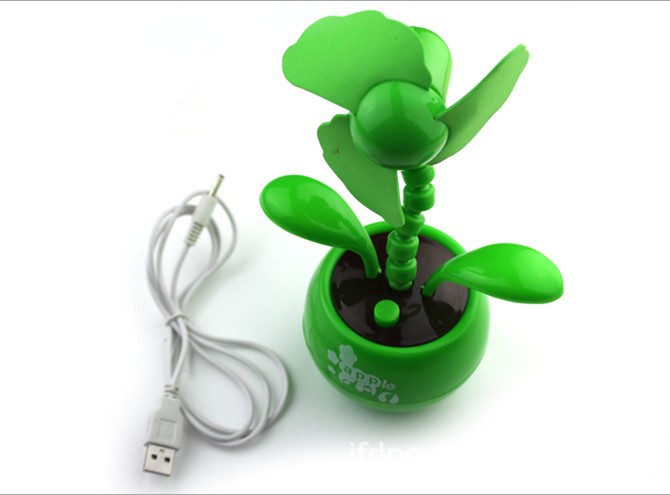 厂家供应车载小风扇 带夹子车载风扇 汽车小风