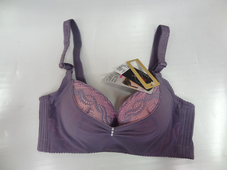 【天猫热卖 佩雅<em>丝文胸</em>131 修整塑型聚拢上托