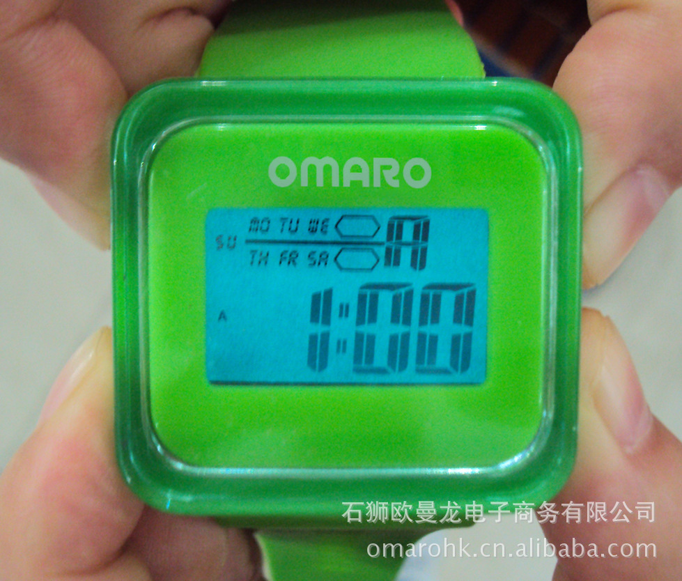 【潮品】果冻色多功能运动<em>手表</em> 运动<em>电子手表</em>