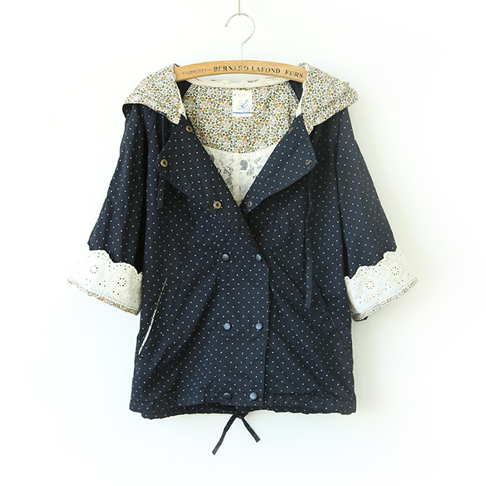 【165-0274【早秋】日系文艺钩花带帽点点蝙