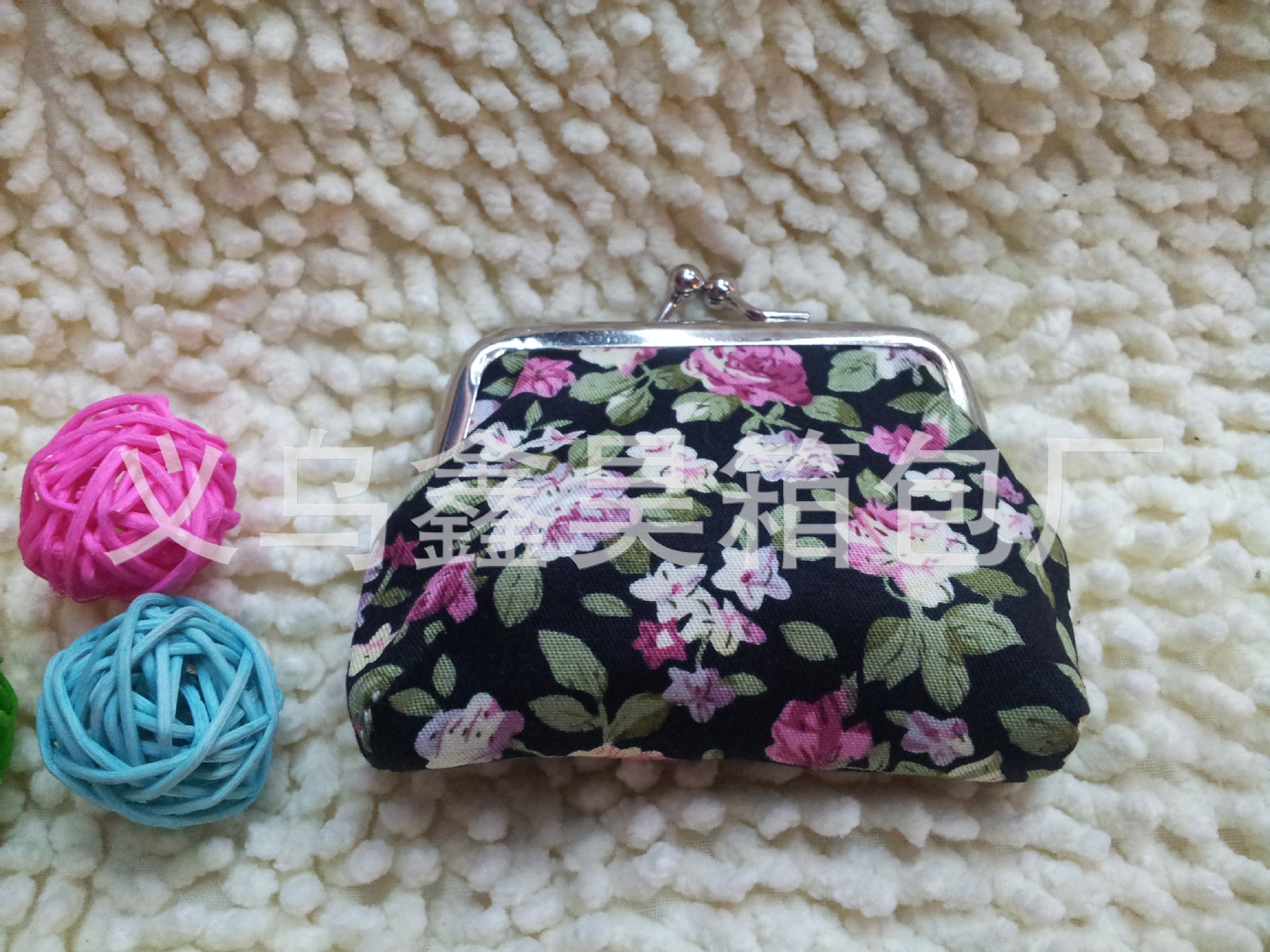 【厂家直销全棉布带里布小花零钱包适合礼品赠