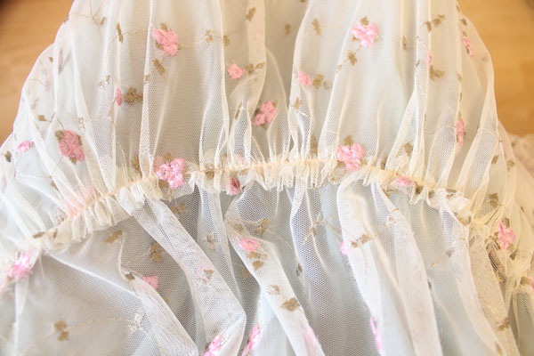 2013夏装新款波西米亚沙滩雷丝刺绣长款连衣