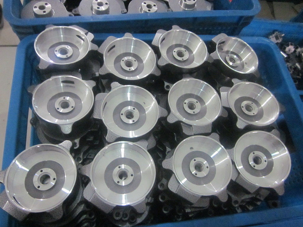 激光水平仪-激光红外水平仪配件、供应、定制