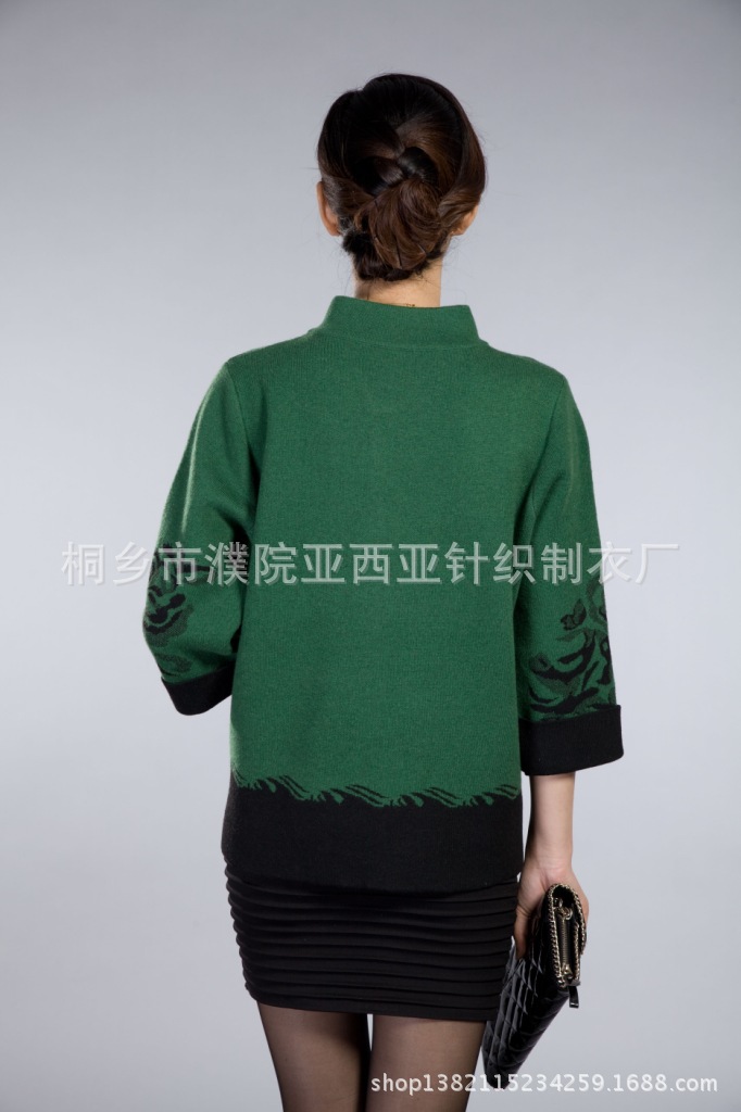 2013秋冬尊贵妈妈装新款羊毛衫
