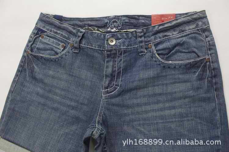 外贸新款时尚猫须折叠做旧洗水 <em>牛仔短裤</em>女式