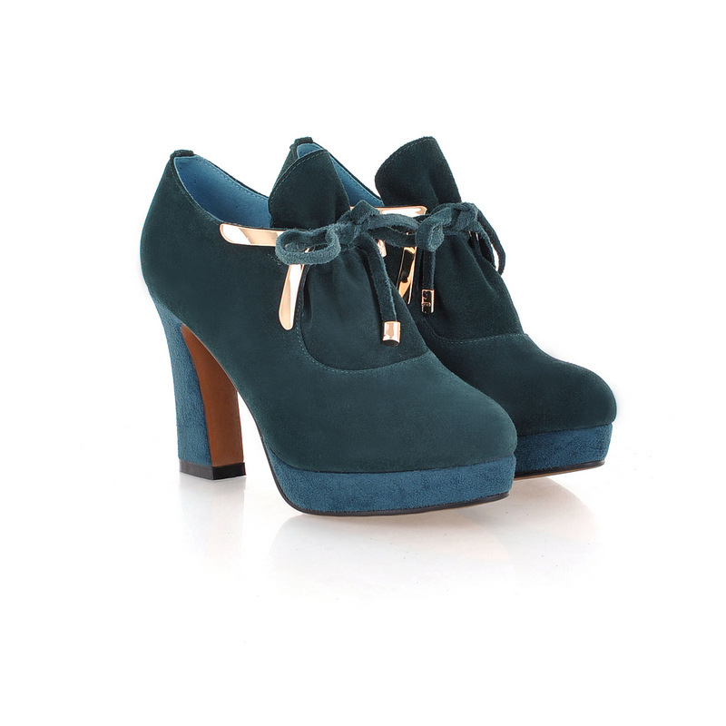 2014<em>新款 女鞋批发</em> 休闲女靴 时尚百搭 欧美风