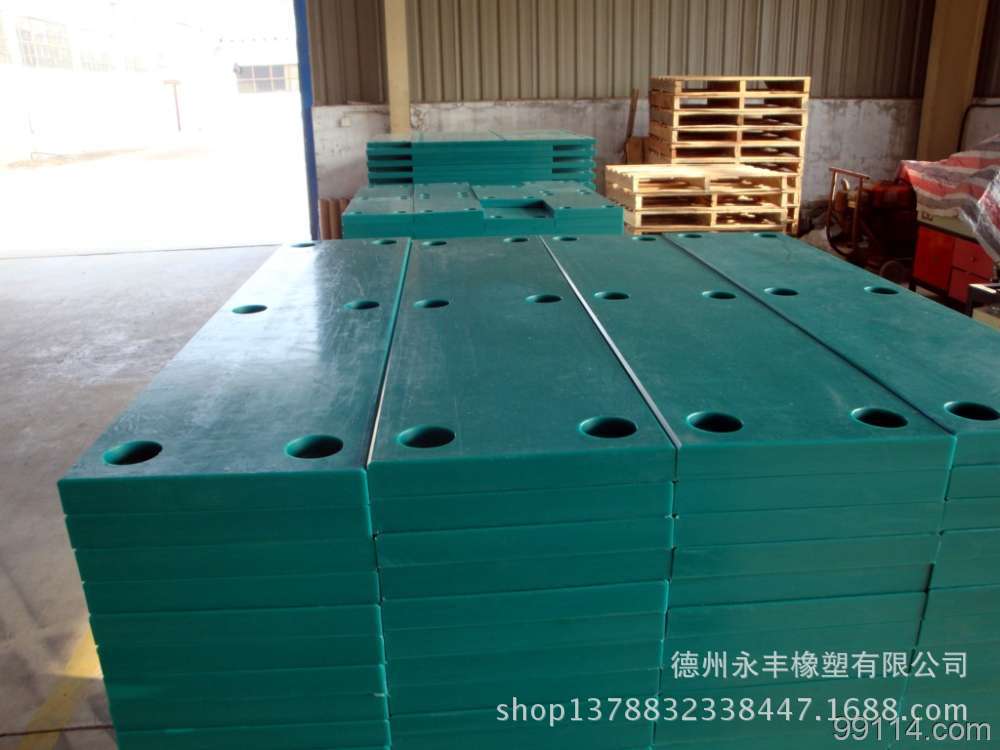 7ef4a9675b674401a53d0b98bd05a2