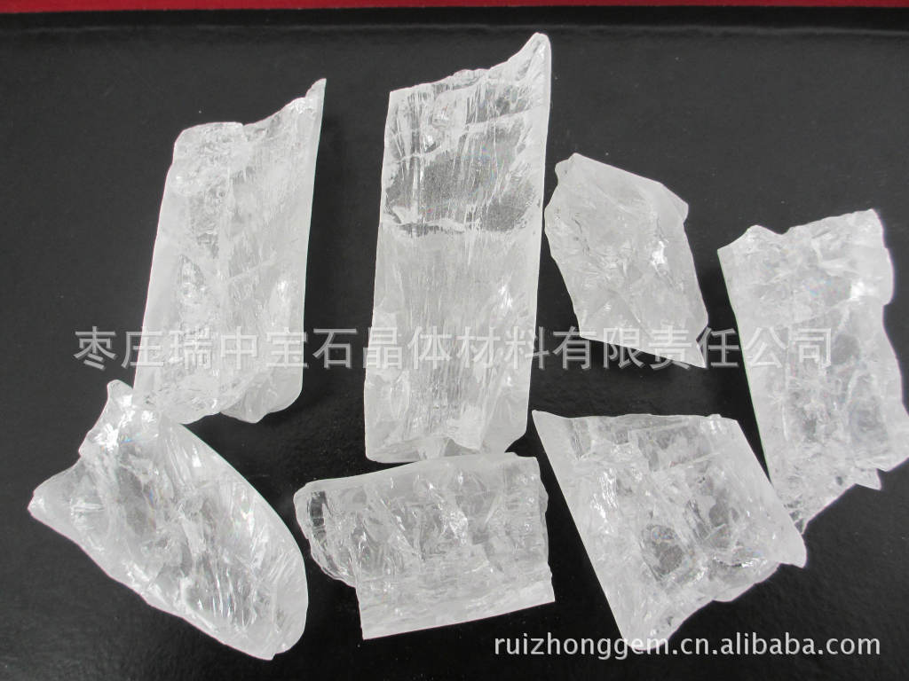 型的高纯氧化铝晶块是提拉法,导模法,泡生法,下降法,水平法等晶体生长