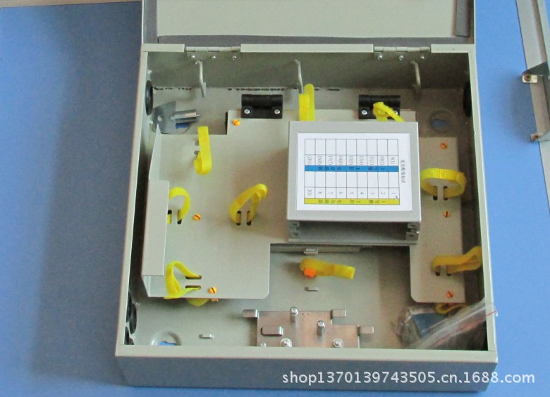 16芯插片式光分路器箱