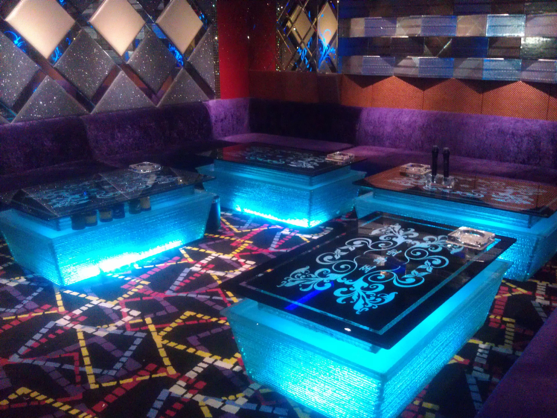 【2013年特惠ktv夜总会歌厅夜场发光茶几吧台吧桌】价格,厂家,图片,桌类,北京意飞尔艺术玻璃销售中心-马可波罗网