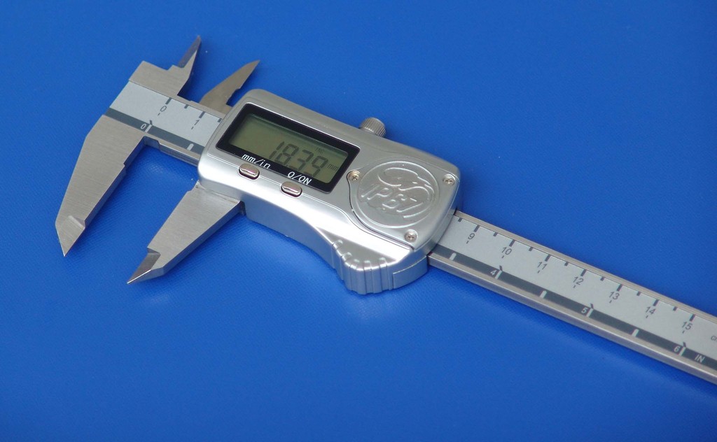 【数字卡尺 电子卡尺,金属壳数显游标卡尺,游标