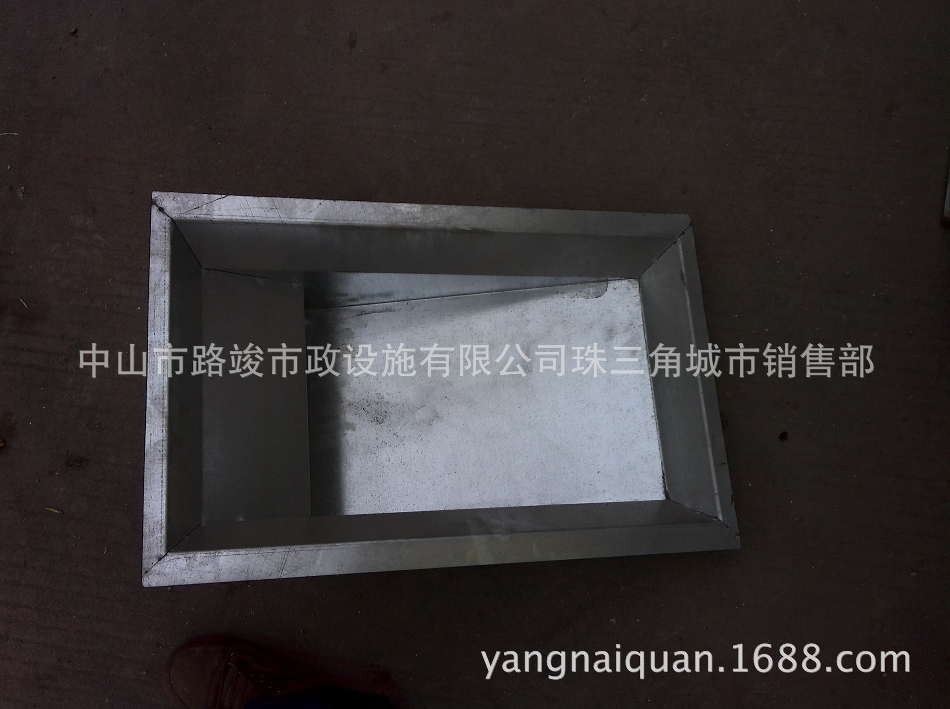 井盖-小区内市政污水及雨水井,成品塑料井筒,普