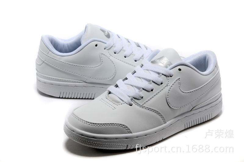 【耐-克童鞋批发 2013 NIKE学生鞋皮面春秋款