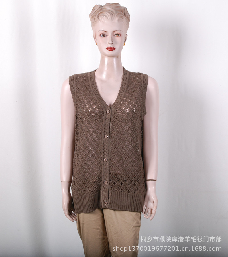 【厂家直销 艾莲卡V领<em>镂空</em>羊毛衫马甲<em>开衫</em> 中