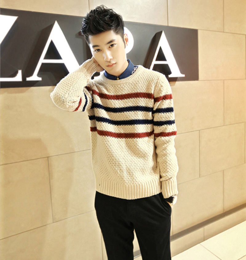 <em>微信</em>代理冬装新款彩条波纹<em>毛衣</em> 爆款<em>男士</em>套头