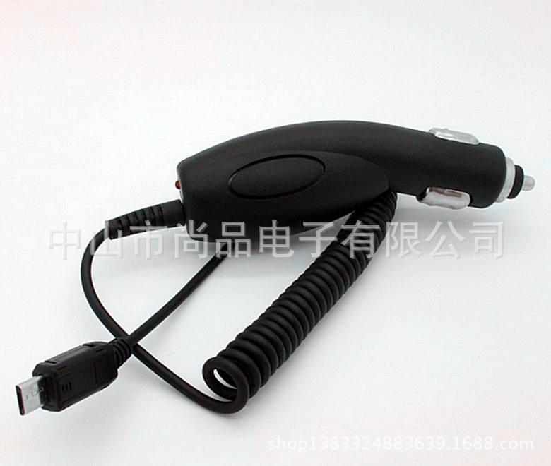 香蕉车载充电器11