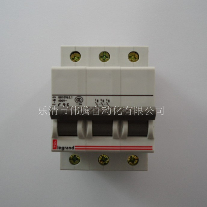 TLB1-63 C25 3P_微型断路器