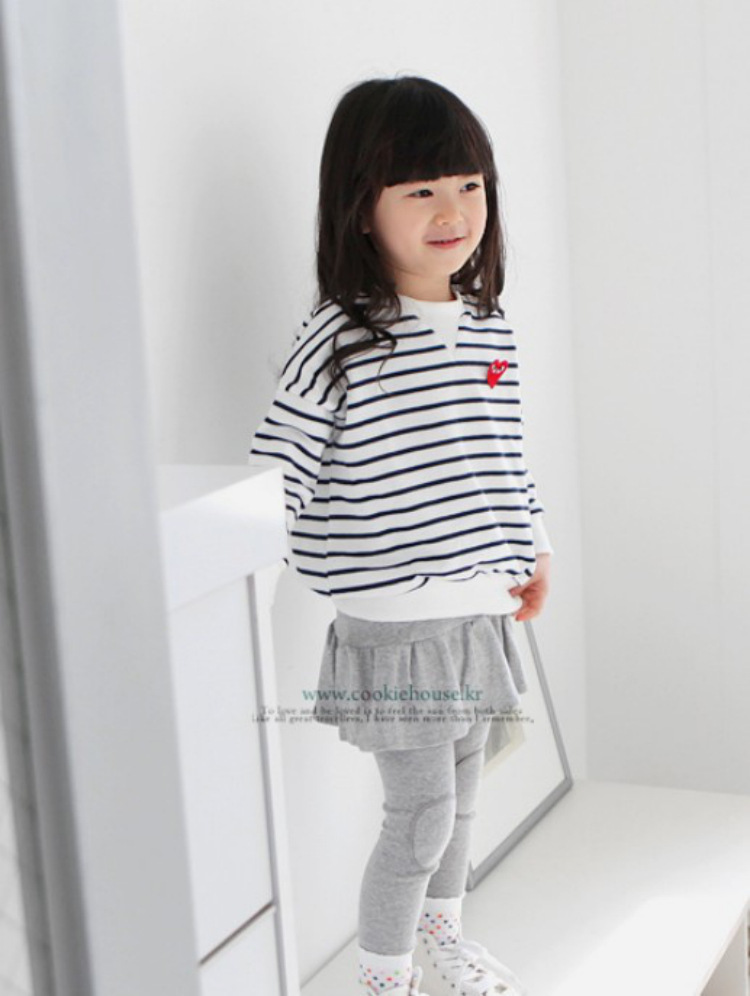 2013年秋冬款童卫衣 韩版女孩2色彩条篇幅衫