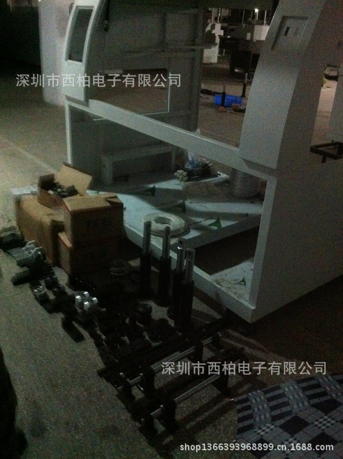 250波峰焊的配件和生产过程