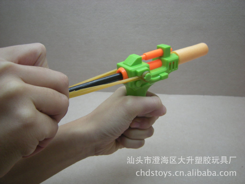 【EVA玩具 弹射玩具枪 新奇特EVA弹射玩具 EVA弹射玩具枪】价格,厂家,图片,射击射箭用品,汕头市澄海区大升塑胶玩具厂-马可波罗网