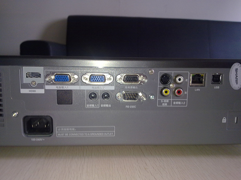 夏普XG-D4810XA投影机接口
