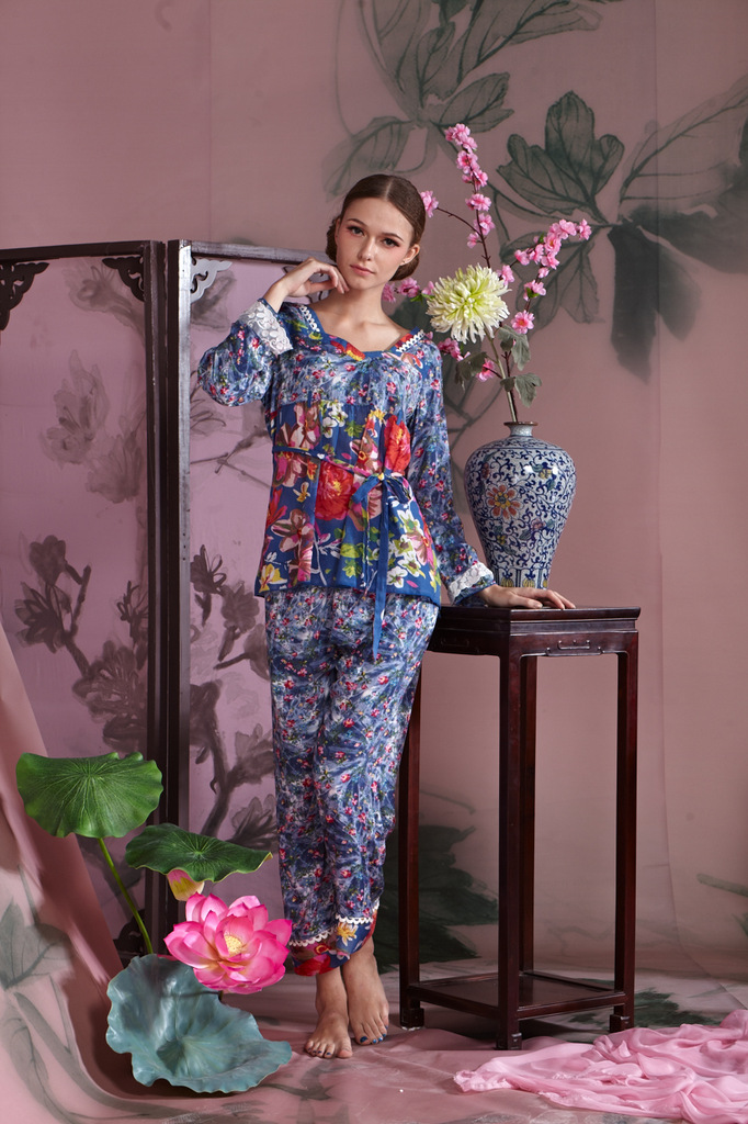 【2013康柔春夏新品 女士高档梭织<em>棉睡衣</em>套装