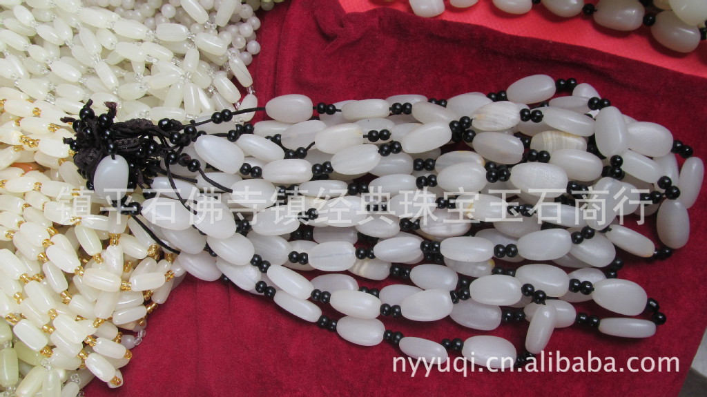 【天然精美阿富汗白玉 项链 可以定做加工 玉石