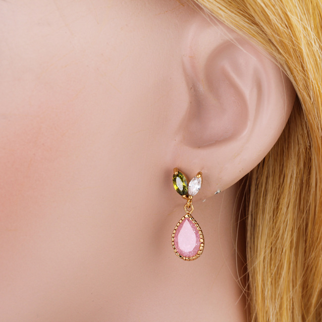 批发采购耳饰-阿里巴巴国际站热卖锆石耳钉 速