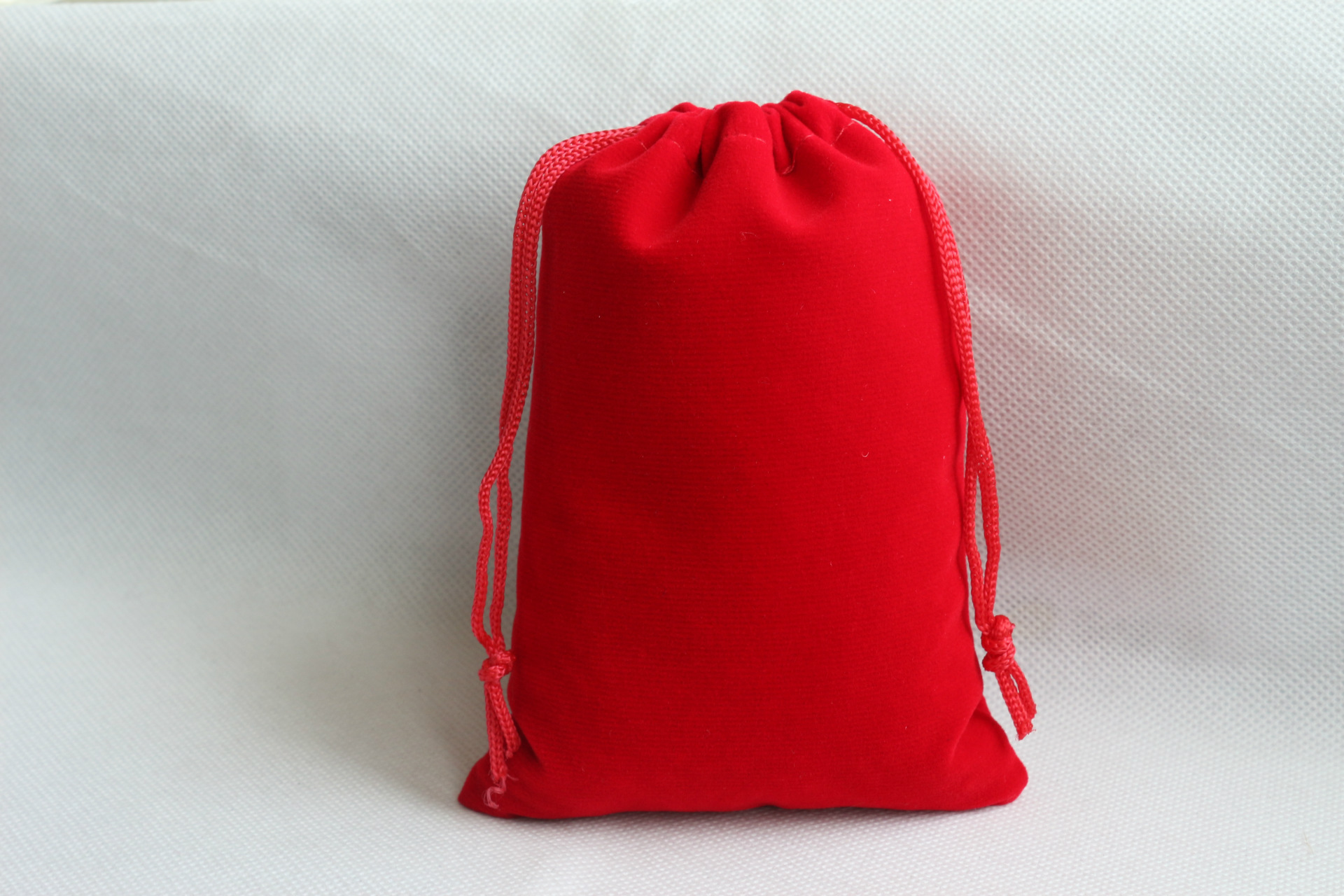 原料辅料,初加工材料 包装材料及容器 布袋,麻袋 绒布袋 12*18cm 绒