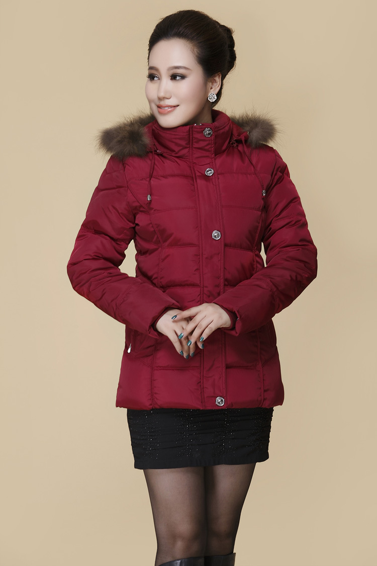 批发采购<em>女式棉衣</em>-<em>中老年</em>棉衣女新款短款羽绒