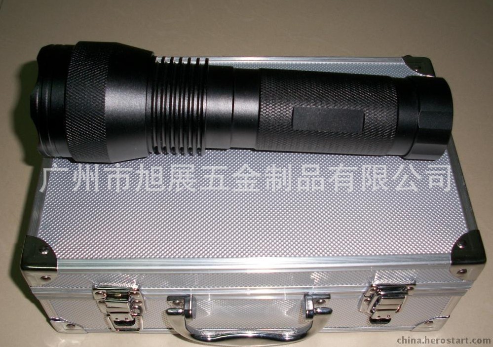 户外照明电筒铝箱