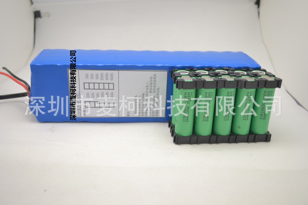 12V/30AH/汽车启动电源