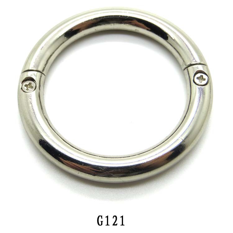 G121