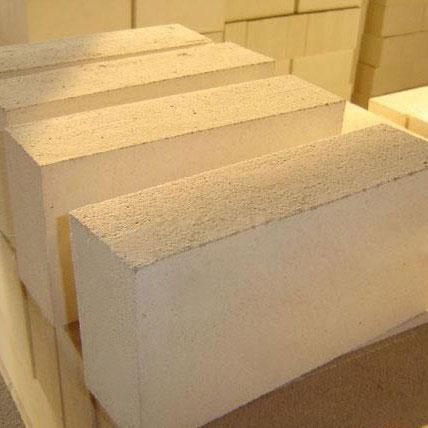 Mullite insulating brick
