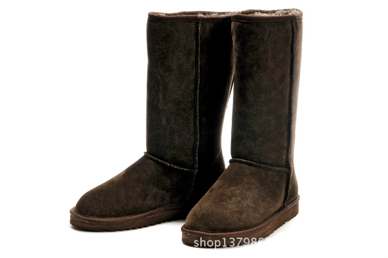 UGG5815