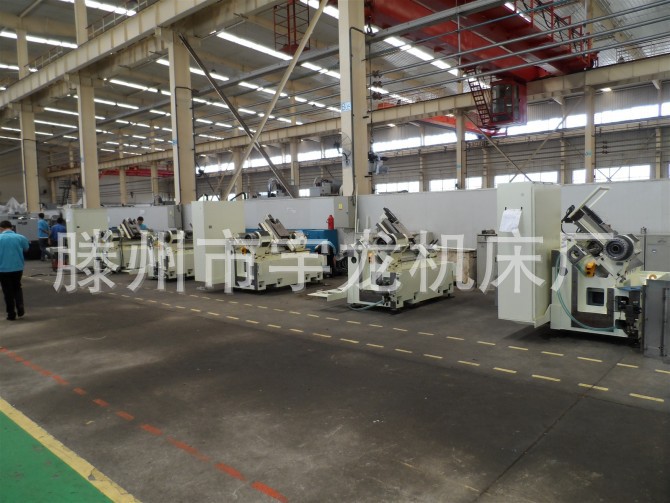 大型数控斜床身数控车床、通过CE认证.可选配自动排销系统。