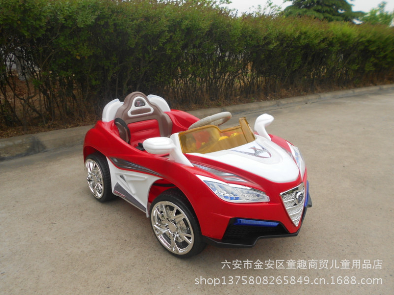 【厂家直销 伊里奇儿童可坐四轮电动汽车带遥