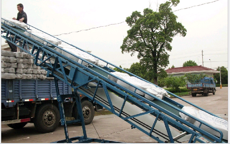 集装箱爬坡输送机