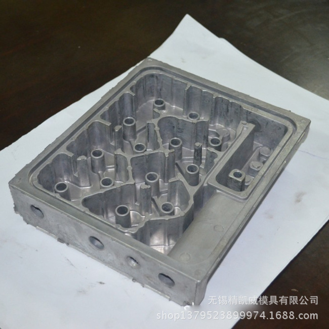 日欣光电获得合金压铸模具双揉捏销组织专利便利零件加工人员简易操作替换顶针