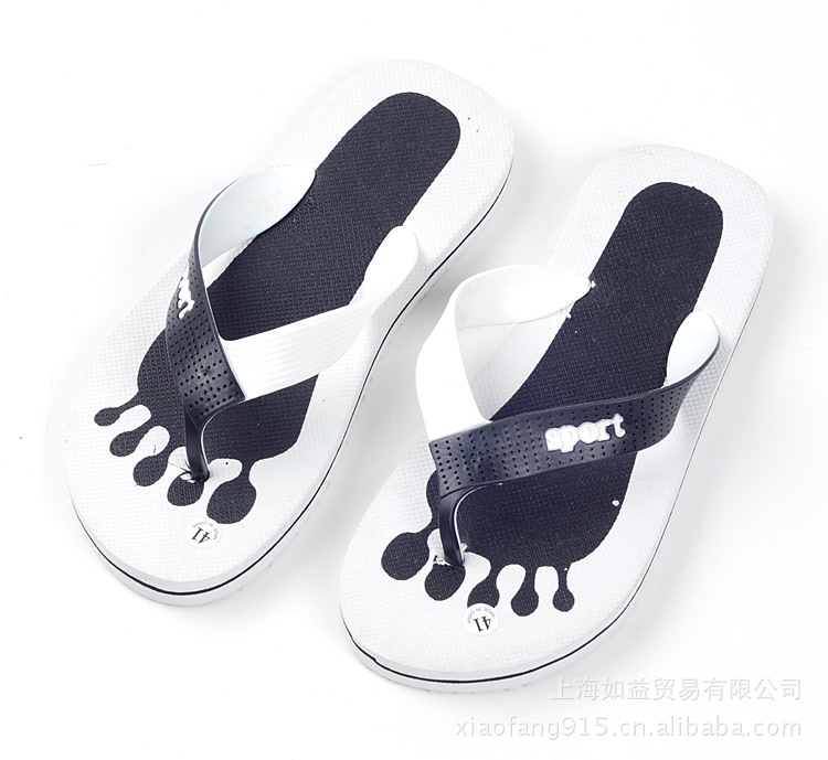 【拖鞋批发厂家沙滩男式人字拖鞋<em>儿童凉鞋</em>卡通