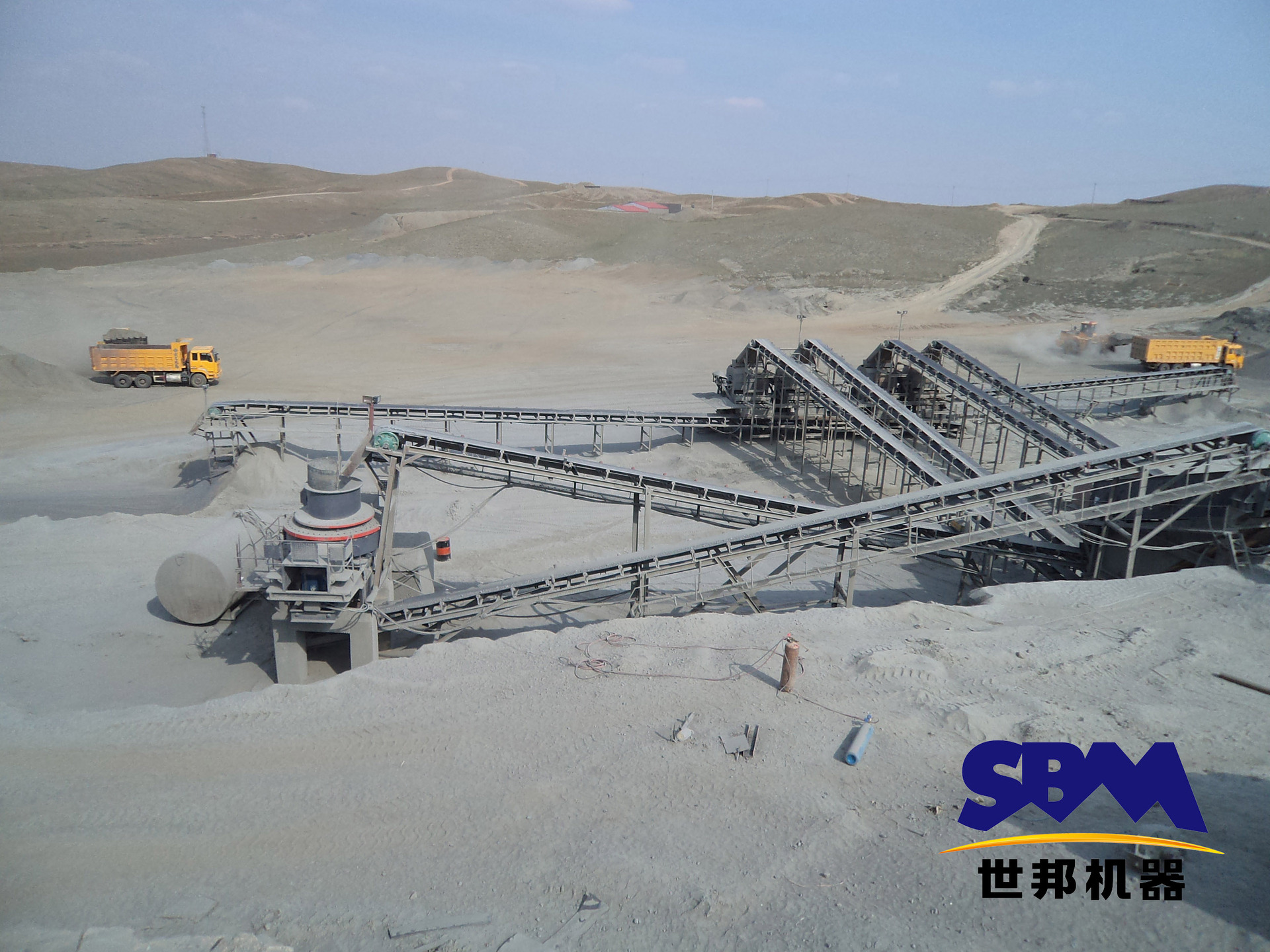 破碎机-露天矿\/铁矿石成套开采设备 上海世邦专